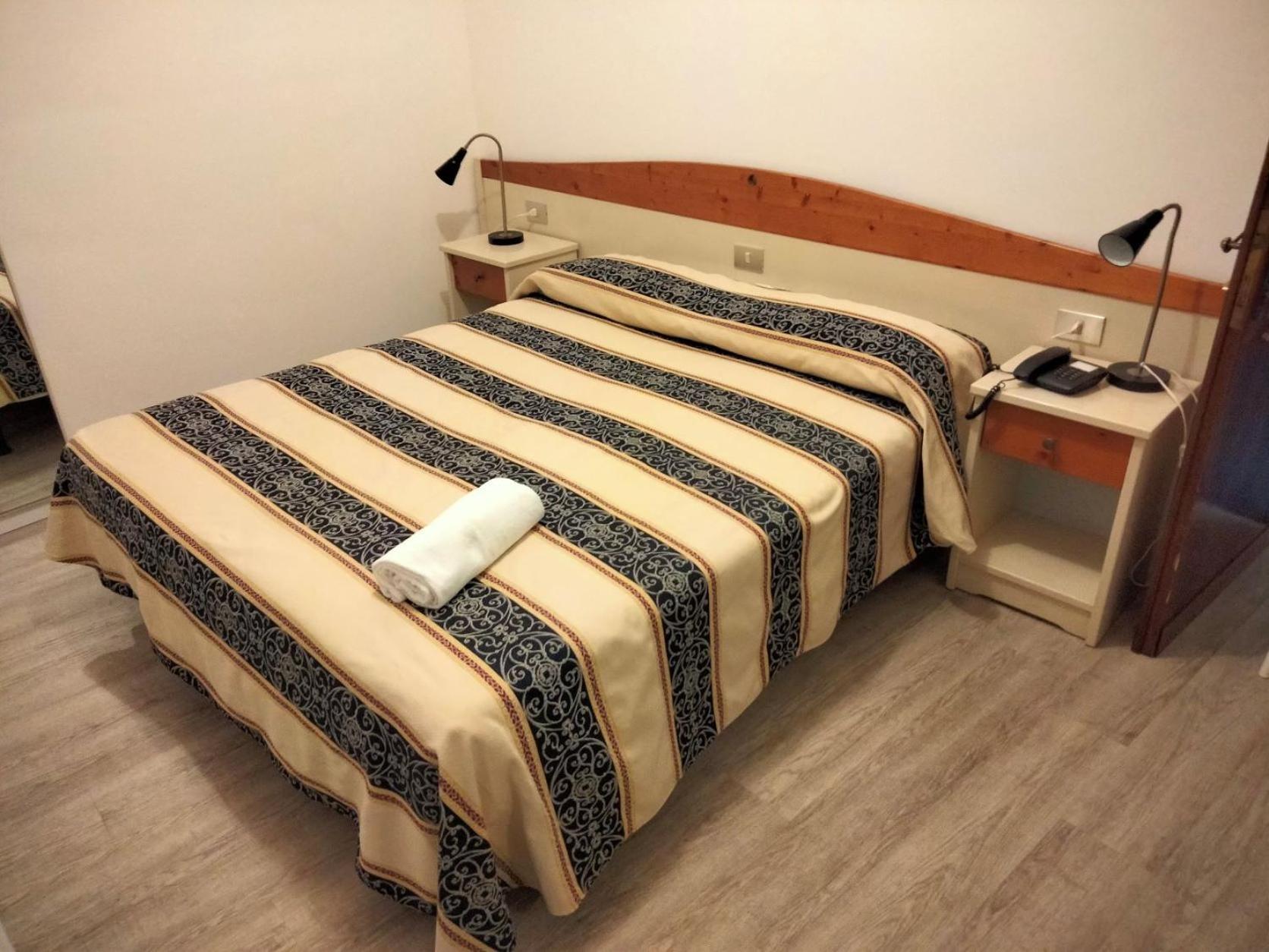 Hotel Kristall San Donà di Piave Екстериор снимка