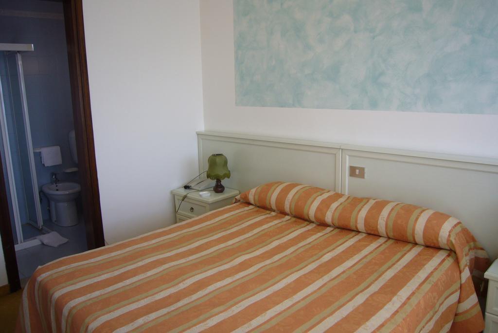 Hotel Kristall San Donà di Piave Екстериор снимка