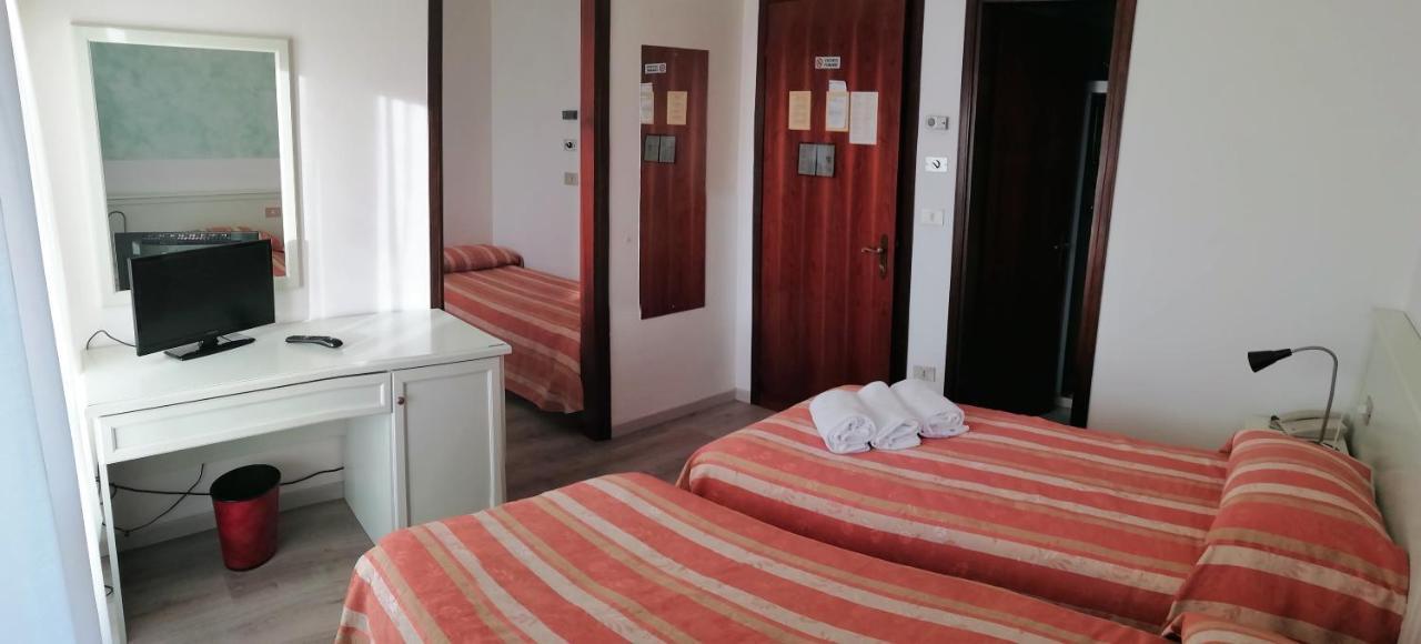 Hotel Kristall San Donà di Piave Екстериор снимка